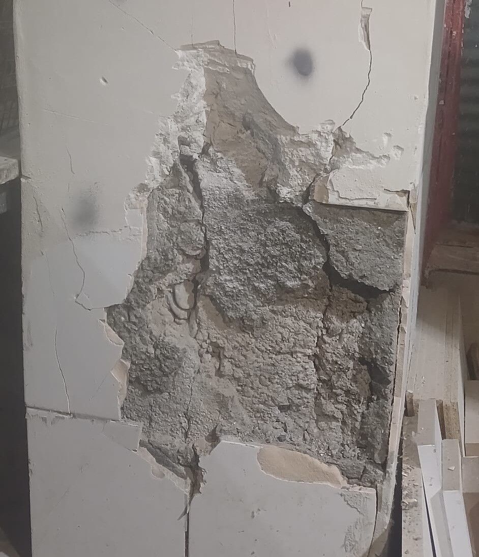 Diyarbakır’da Kolonlarda Çatlama Sesi Duyulan Bina Boşaltıldı! 51 Vatandaş Tahliye Edildi (1)