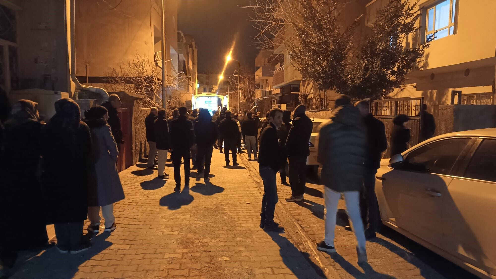 Genç Kız Sahurda Tartıştığı Babasını Vurarak Öldürdü (2)