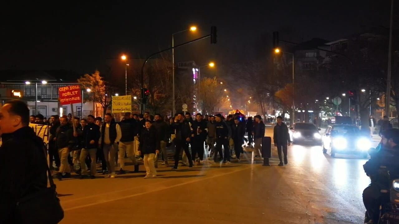 Gençler Meydanda Seslerini Duyurdu-1