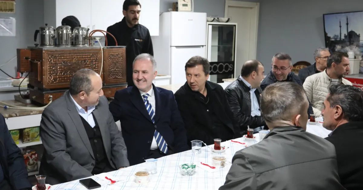 Hafız Musa Delipoyraz İnegöl’de Teravihte Buluştu (3)