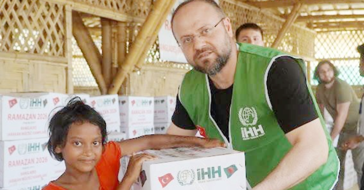 İhh İnegöl Ekibi Bangladeş’te Binlerce Kişiye El Uzattı (4)