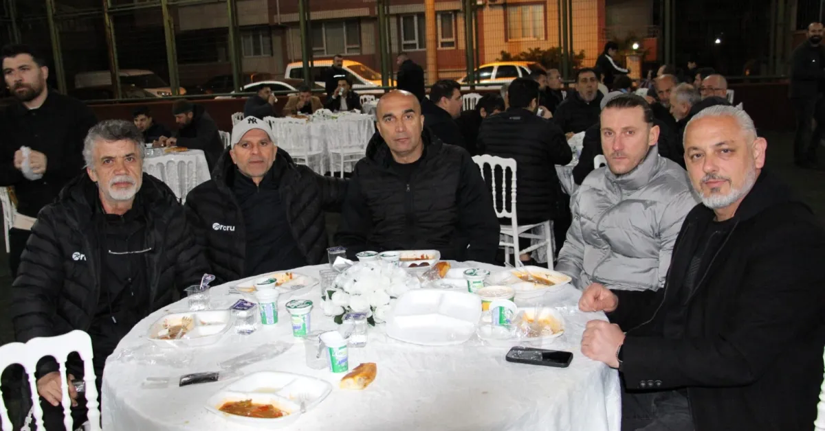 İnegöl Spor Camiası İftar Sofrasında Buluştu (3)