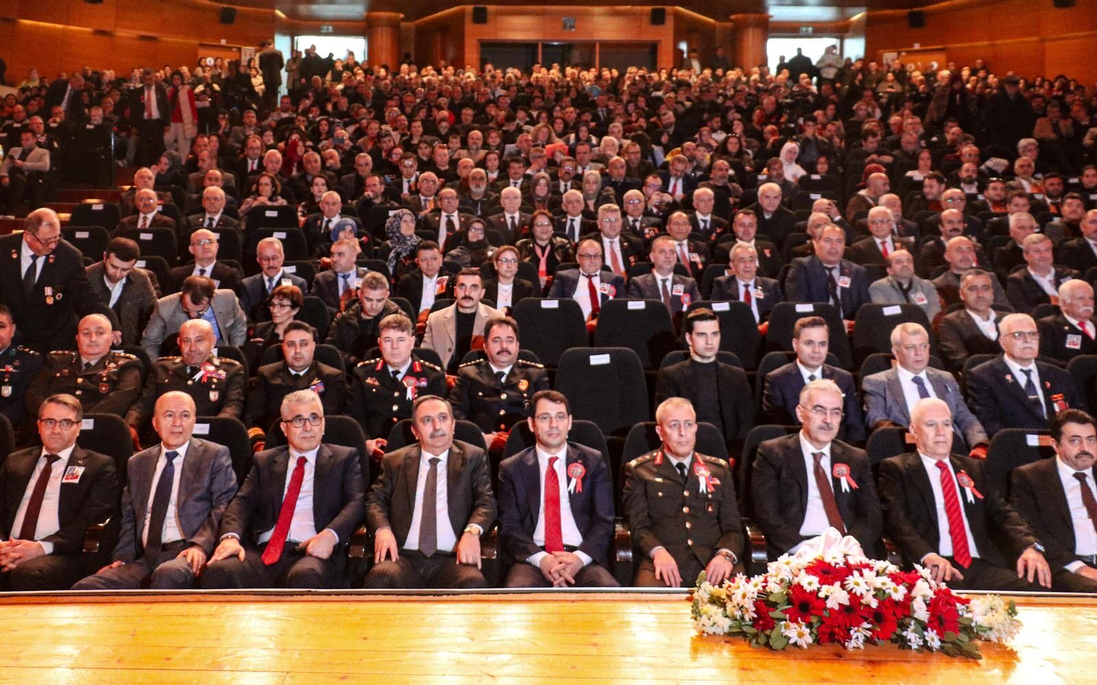 İnegöl’de 18 Mart Programına Yoğun Katılım (4)