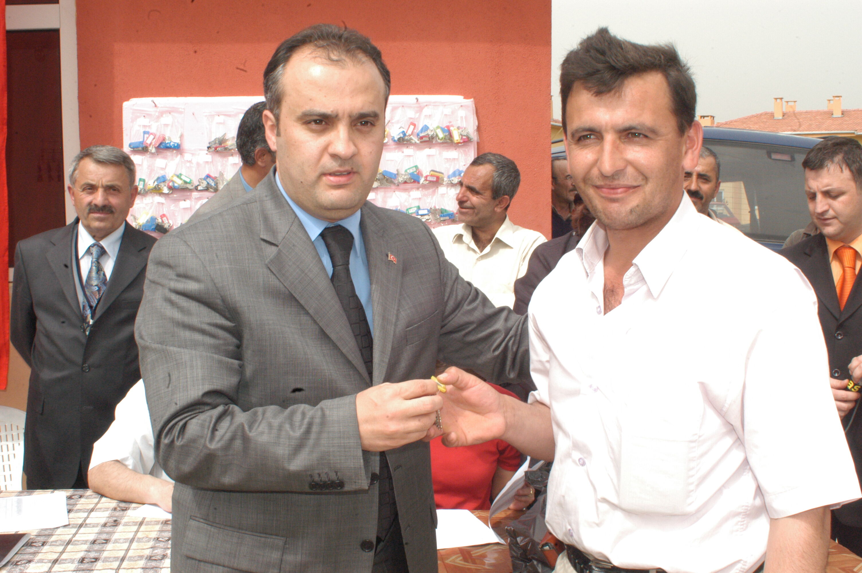 İnegöl’de 39 Yıllık Bekleyiş Sona Erdi Toki Afet Konut Gençgazete (5)