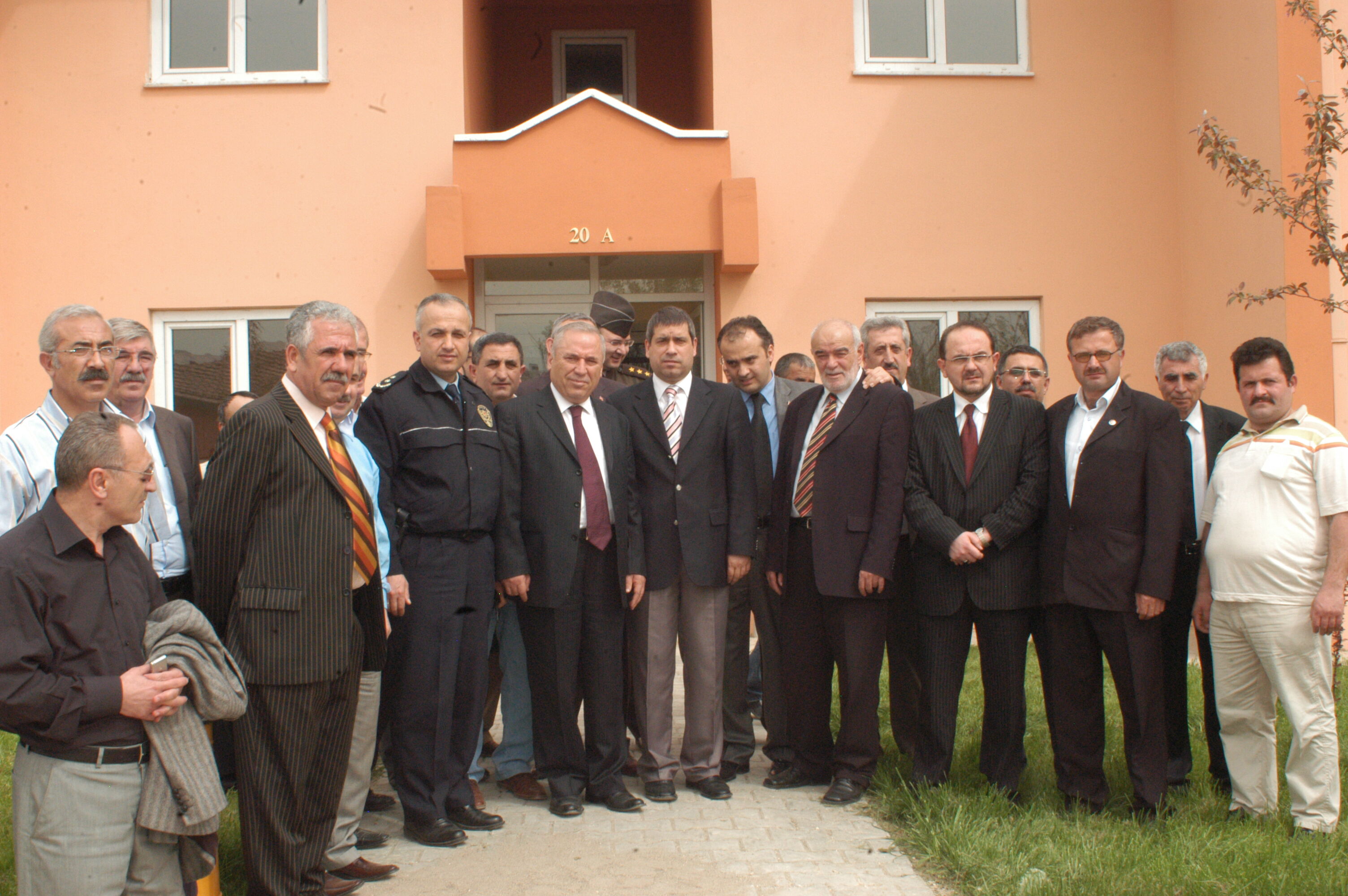 İnegöl’de 39 Yıllık Bekleyiş Sona Erdi Toki Afet Konut Gençgazete (8)