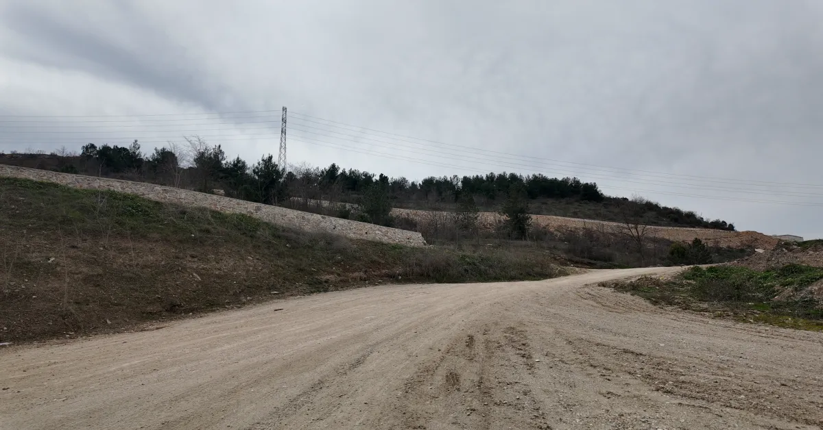 İnegöl'de Gündem Olan Millet Bahçesi Duvarlarını Yerinde İnceledik (3)