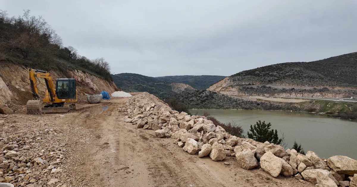 İnegöl'de Gündem Olan Millet Bahçesi Duvarlarını Yerinde İnceledik (4)