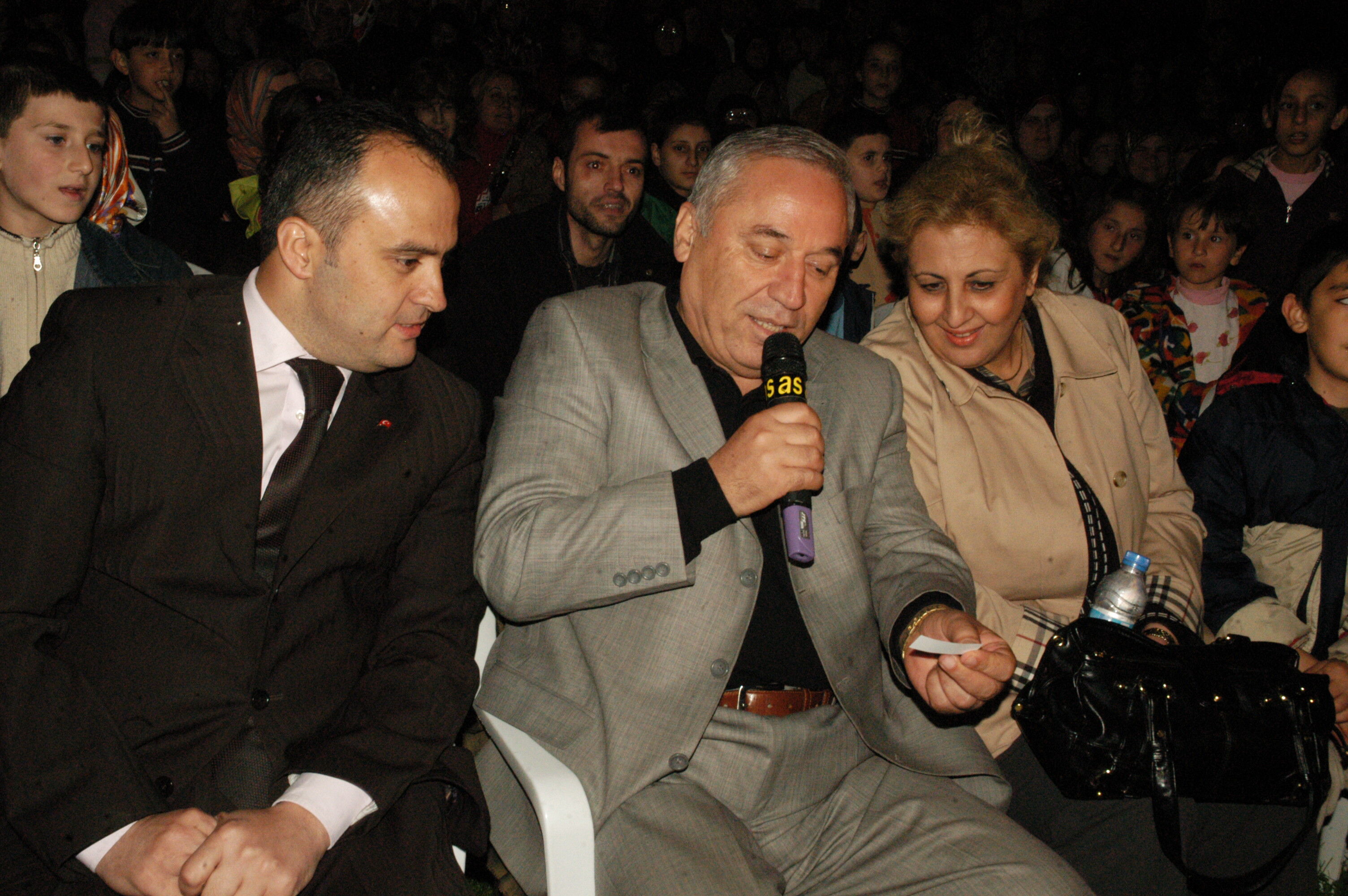 İnegöl’de Hıdrellez Coşkusu Botanik Park’ta Arşivden 2008 Gençgazete (5)