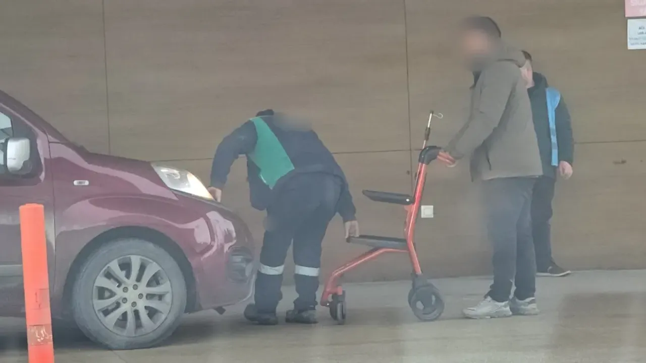 Inegolde Insaatta Uzerine Kalas Devrilen Isci Yaralandi