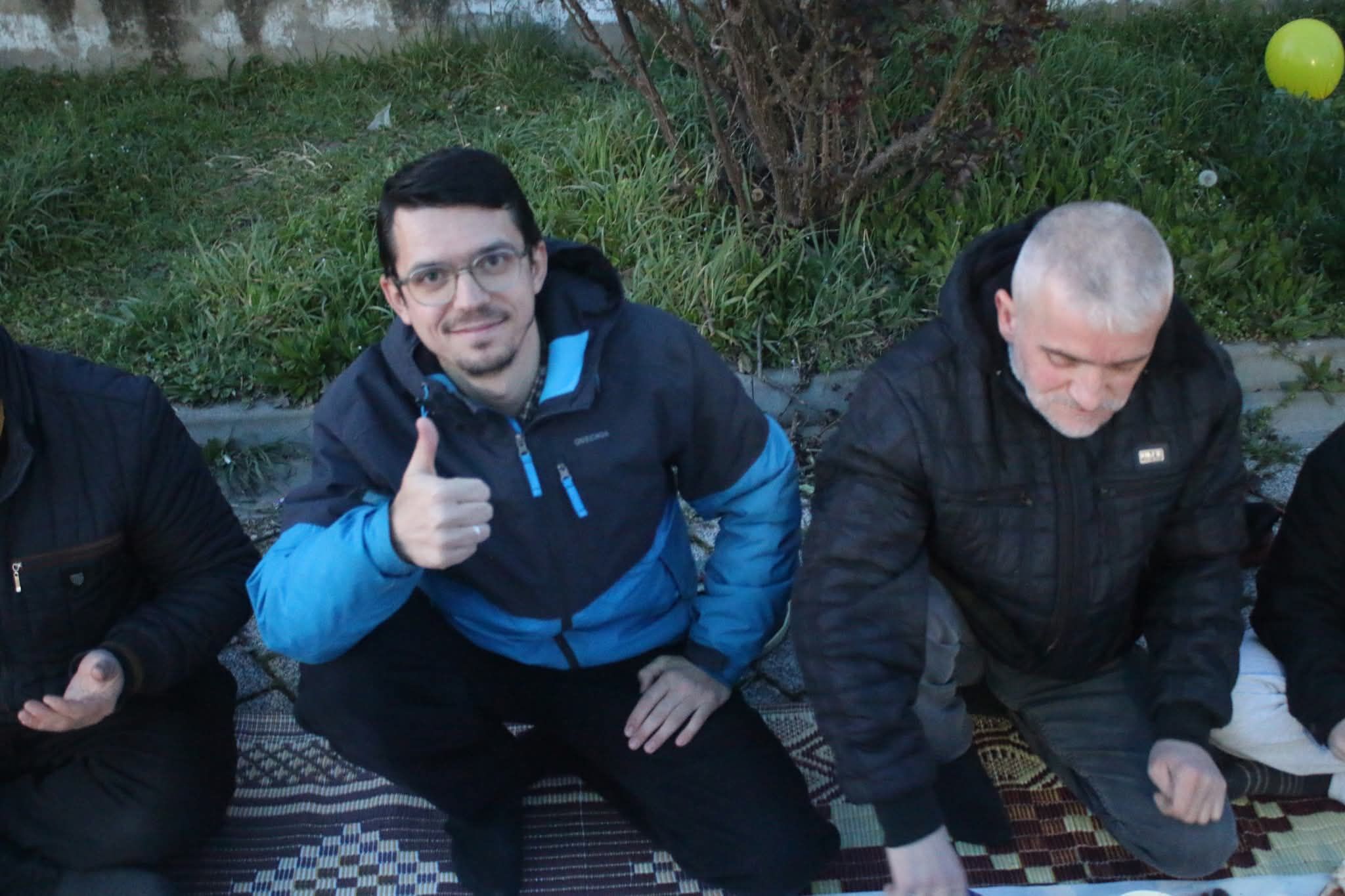 İnegöl’de Medine Usulü İftar Sofrası! Yusuf Şahin Camii’nde Anlamlı Buluşma (3)