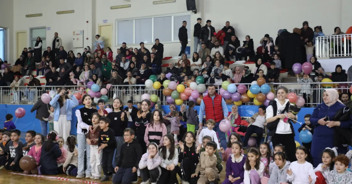 İnegöl’de Ramazan Şenliği Mahallelere Taştı (15) Gencgazete