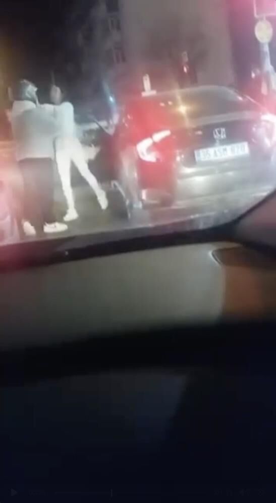 Kadın Sürücüden Tekme Ve Tokatlı Saldırı (2)