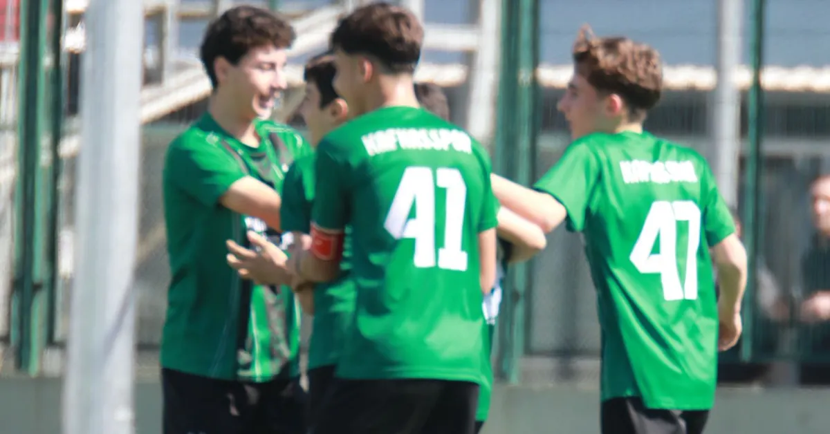 Kafkasspor U 14, Lig Bitimine 2 Hafta Kala Şampiyon Oldu (2)