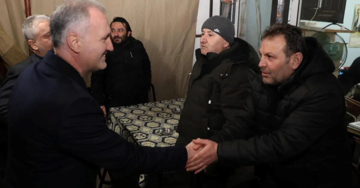 Kurra Hafız Mahmutoğlu Kurşunlu’da Cemaatle Buluştu (3) Gencgazete