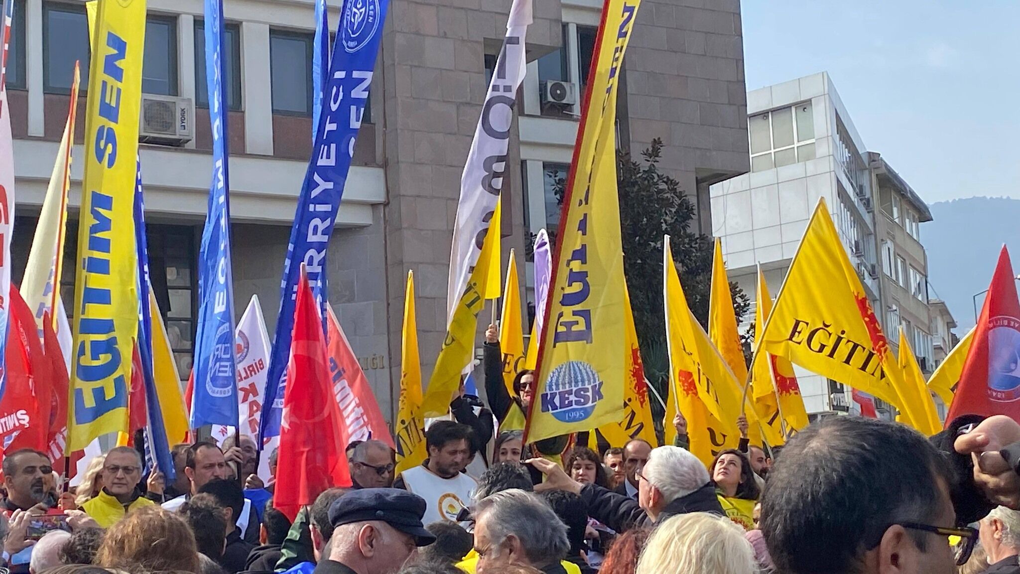 Öğretmenler Bursa’dan Seslendi “Öğretmenine Sahip Çık” Gencgazete (3)-1