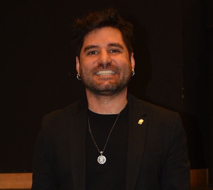 Perran Kutman 46 Yıl Sonra Tiyatro Sahnesinde! (2)