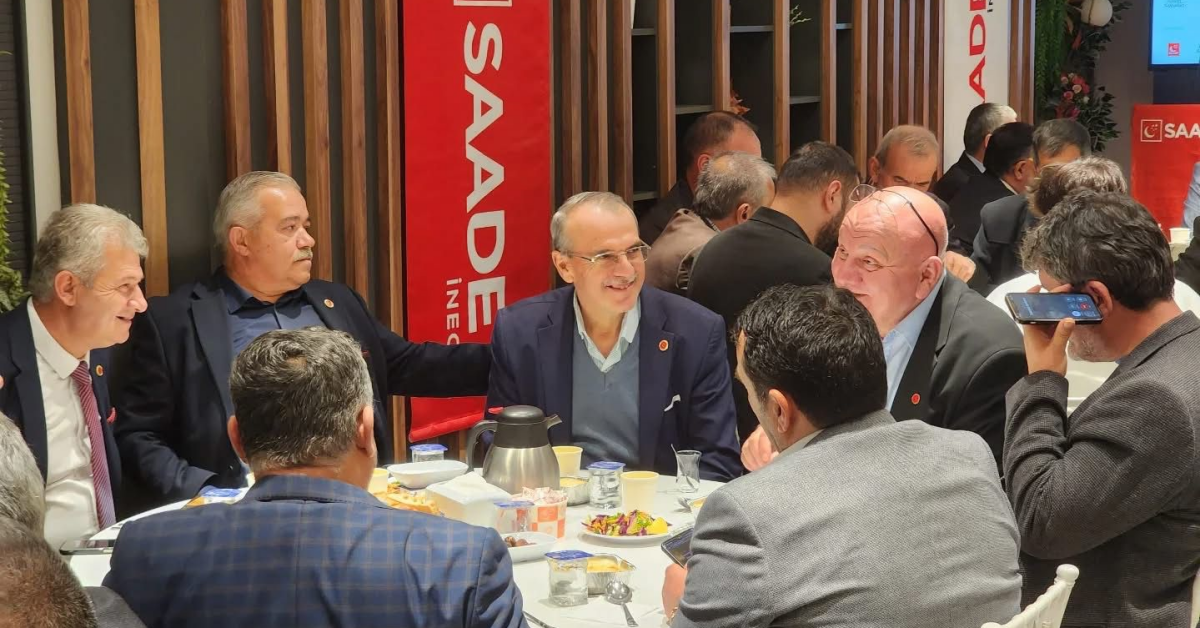 Saadet Partisi’nden İnegöl’de Muhtarlar İftarı (1)