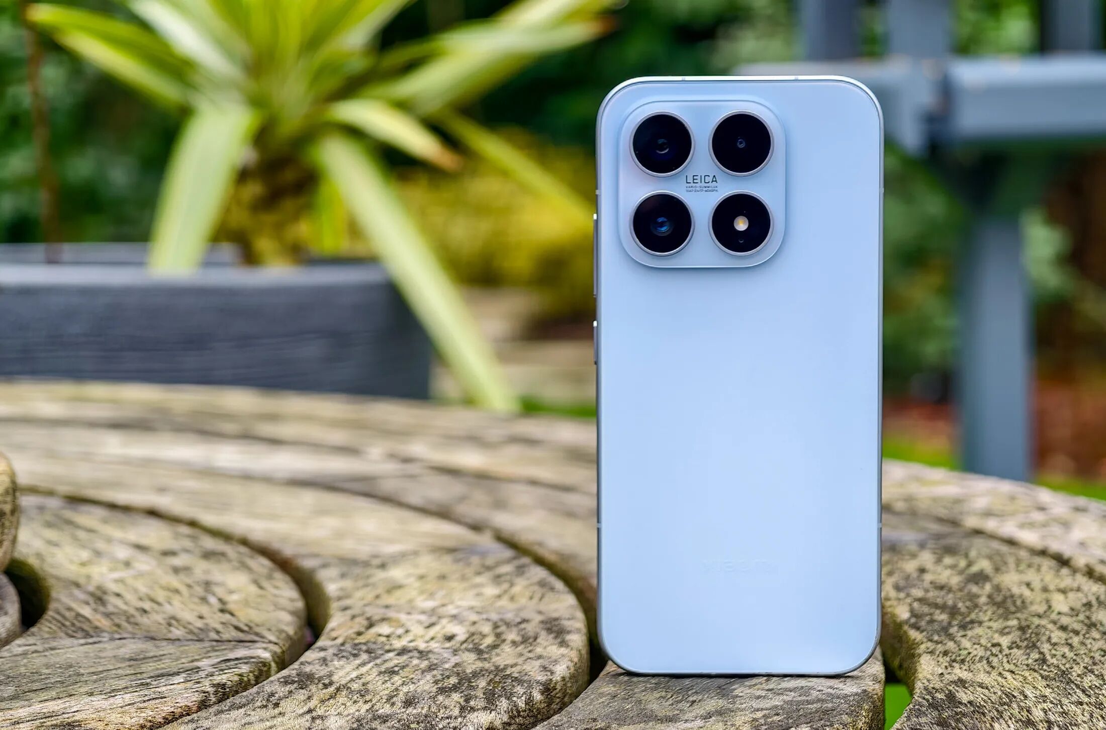 Şarjı En Uzun Giden Telefon Hangisi 2026 Yılında Pil Ömrüyle Dikkat Çeken Akıllı Telefonlar Hangileri (1)