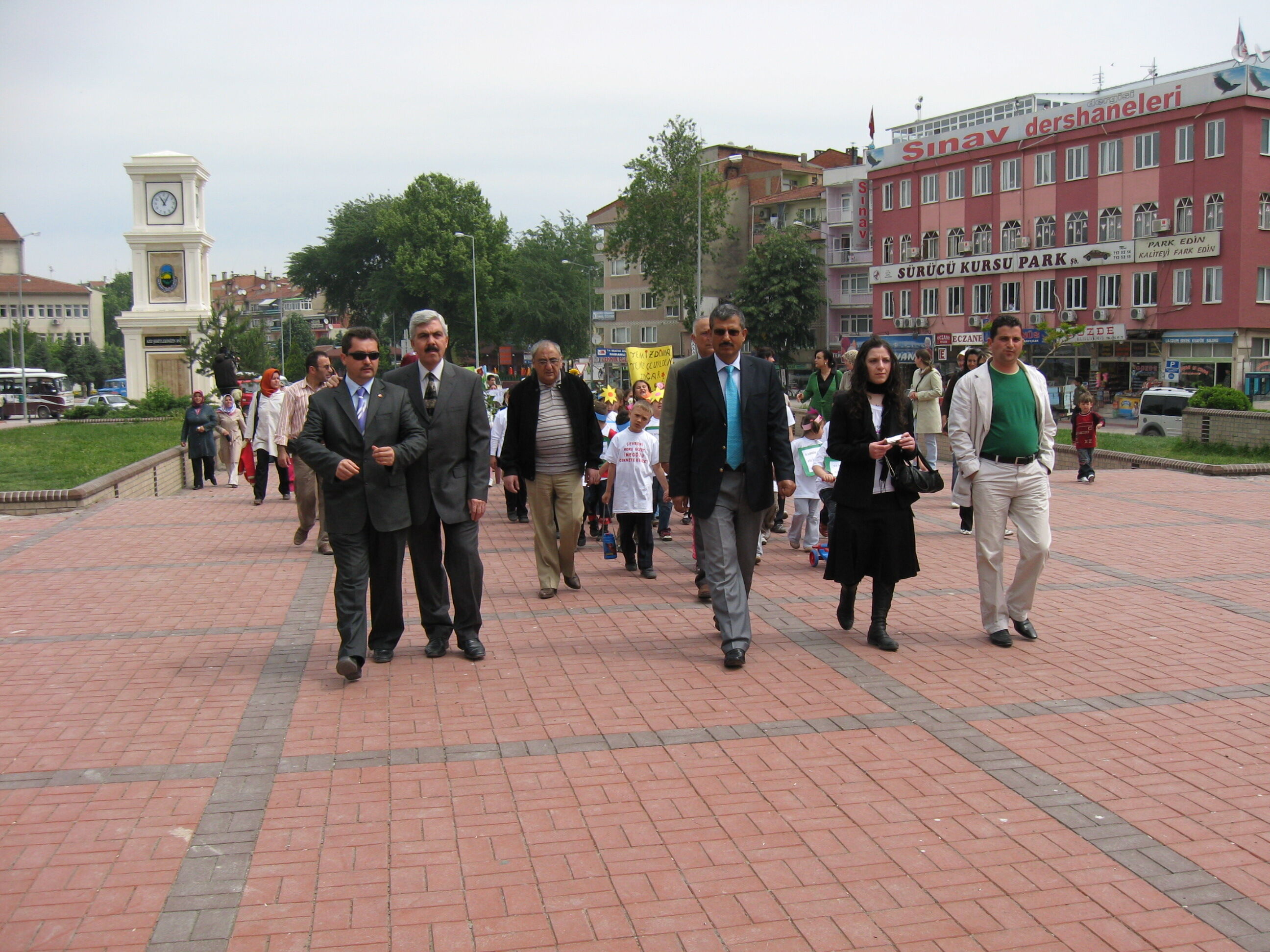 Selçuk Yahşi İlköğretim Okulu Öğrencileri Arşivden 2008 Gençgazete (2)