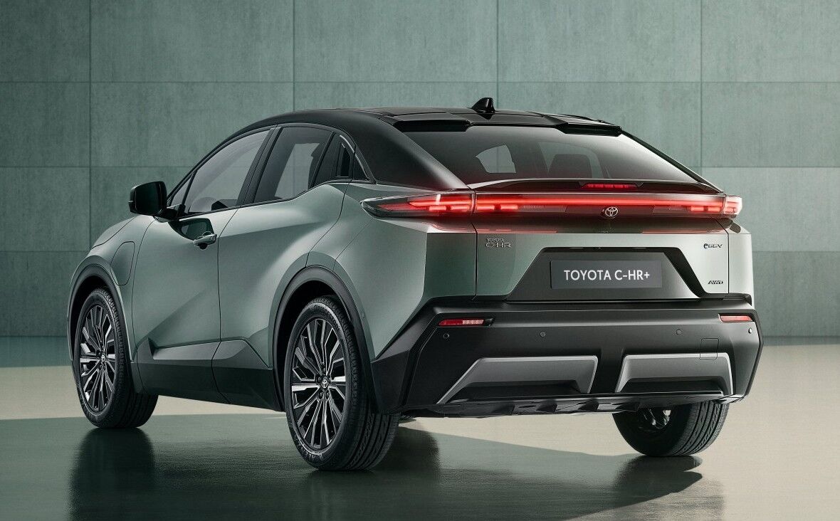 Tamamen Elektrikli Toyota C Hr+ Tanıtıldı! 607 Kilometre Menzil Ve 343 Beygir Güç Dikkat Çekiyor (2)