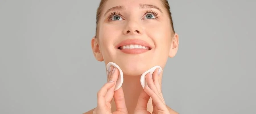 Tonik Nedir Cilt Bakımında Ne İşe Yarar, Nasıl Kullanılır (2)