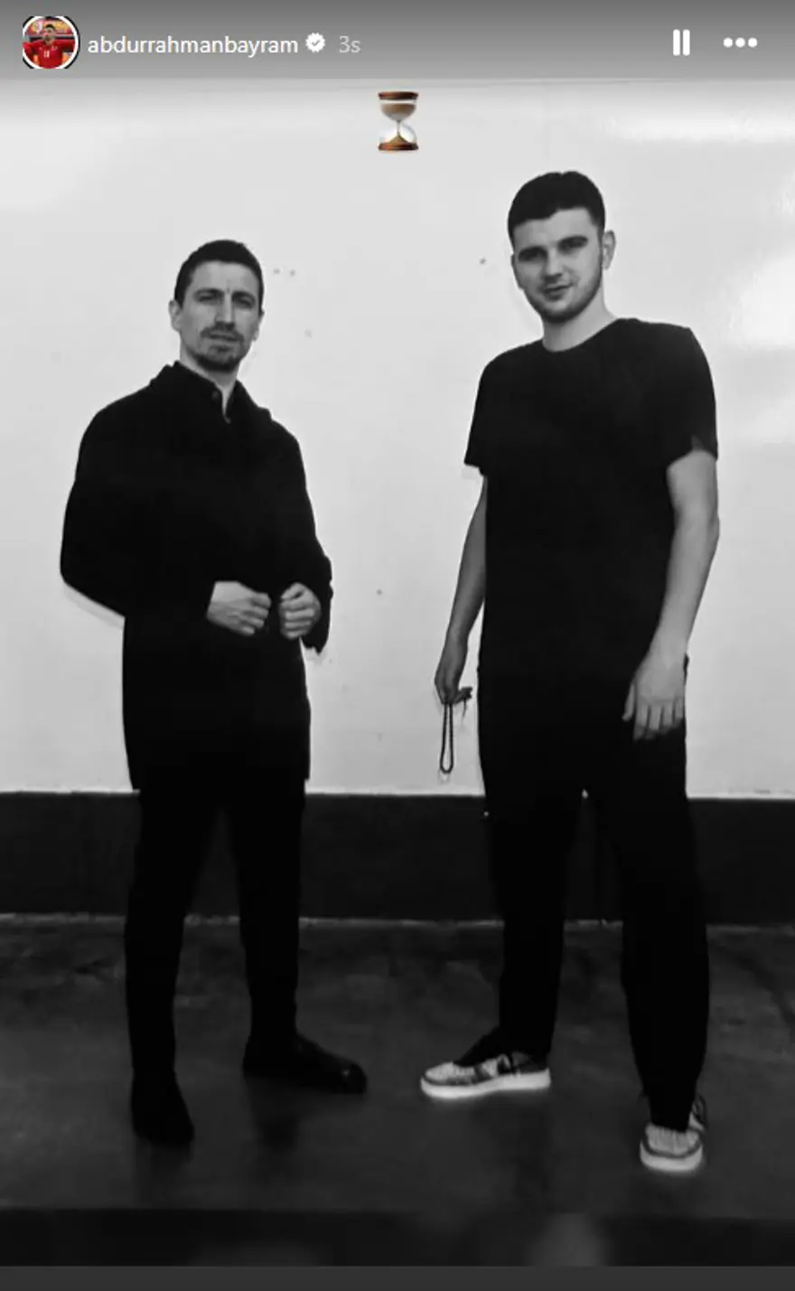 Tutuklu Futbolcu Mert Hakan Yandaş’ın Cezaevindeki İlk Görüntüsü Paylaşıldı (2)