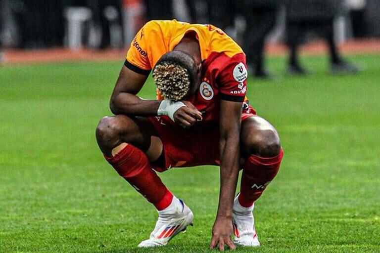 Victor Osimhen Kadroya Alınmadı! Resmi Açıklama Geldi... (1)-2