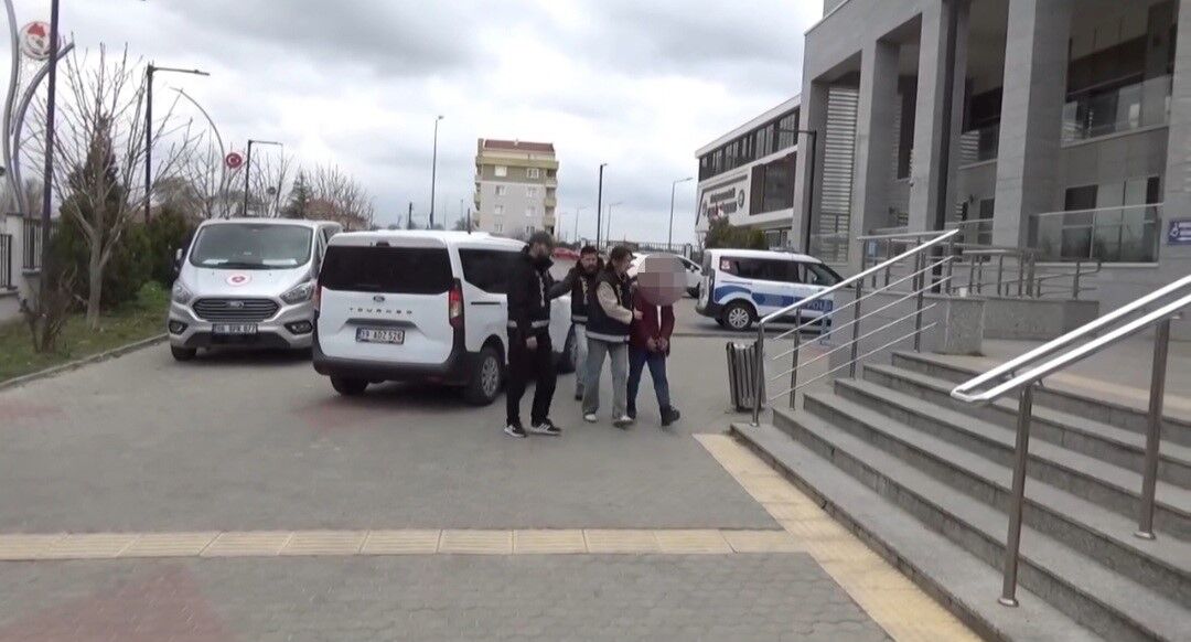 Yandı Sandılar Cinayet Çıktı (1)