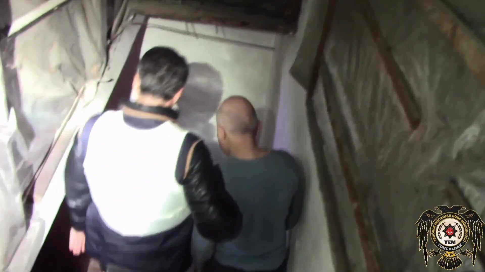 10 Yıldır Aranan Fetö Üyesi Çatı Katında Yakalandı (1)