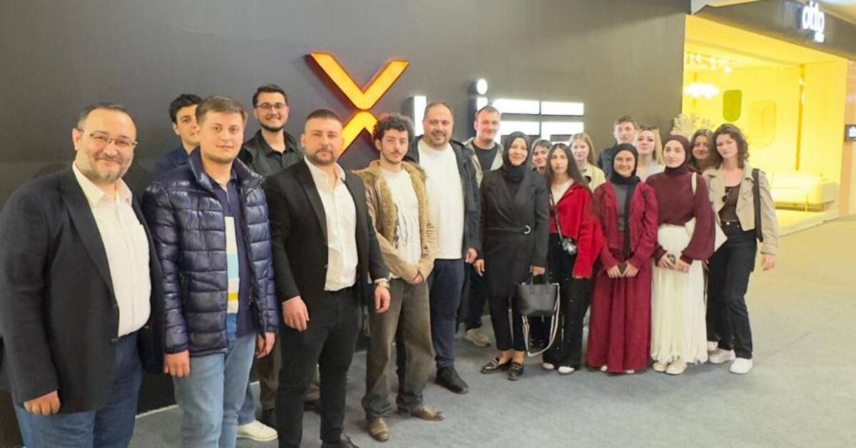 54. Modef Fuarı’nda İnegöl Myo Çıkarması! Dış Ticaret Öğrencileri Mobilya Sektörünü Yakından Tanıdı (2)