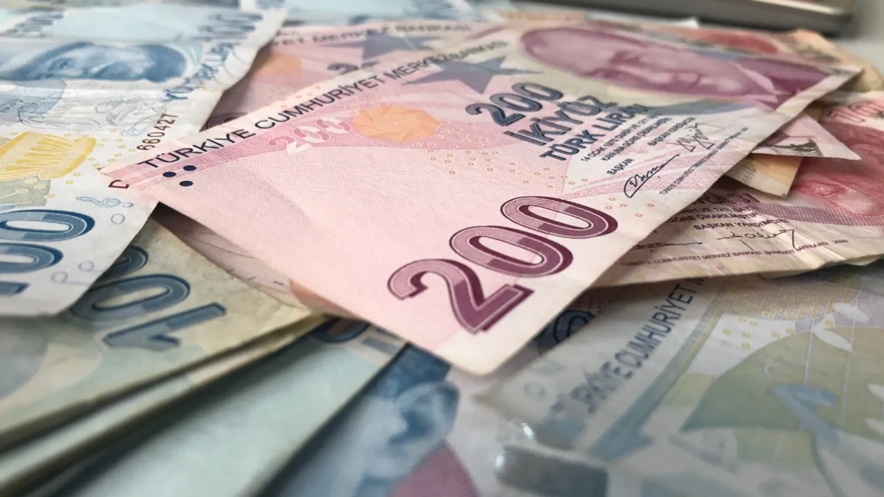 Asgari Ücrete Ara Zam Gelecek Mi Temmuz İçin Kritik İhtimal Masada, Maaşlar Yeniden Artar Mı (2)-1