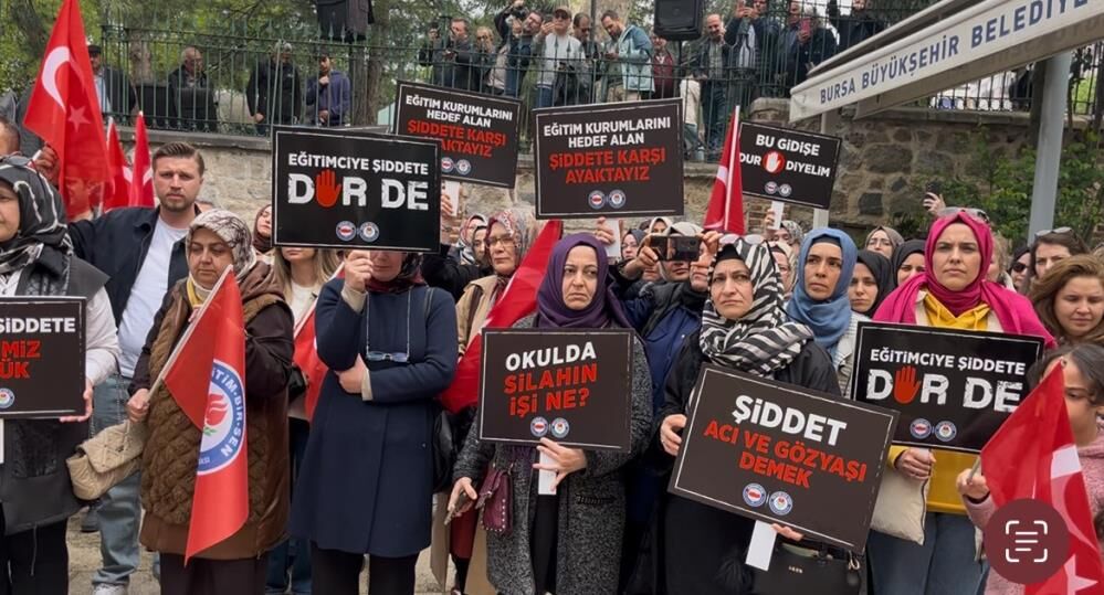 Ayla Öğretmen Ve 8 Öğrenci Için Bursa'da Gıyabi Cenaze Namazı Kılındı (3)