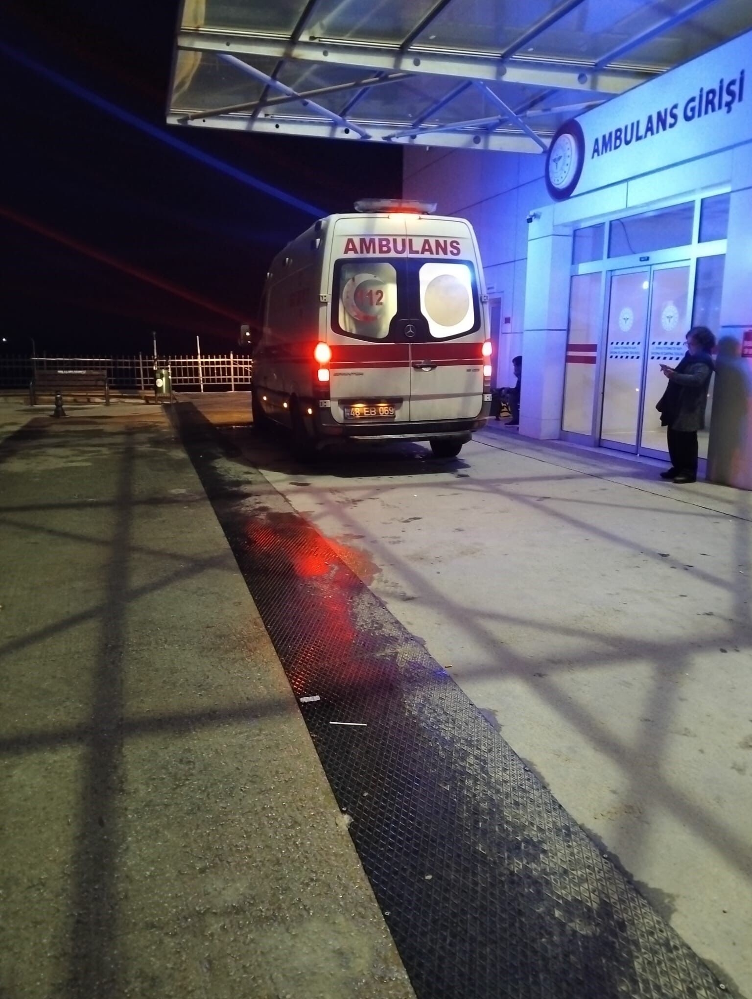 Balık Firmasında Amonyak Zehirlenmesi! 14 Kişi Hastaneye Kaldırıldı (1)