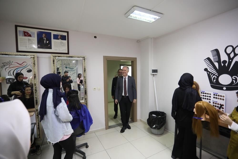 Başkan Taban'dan İnesmek Kursiyerlerine Ziyaret (5)