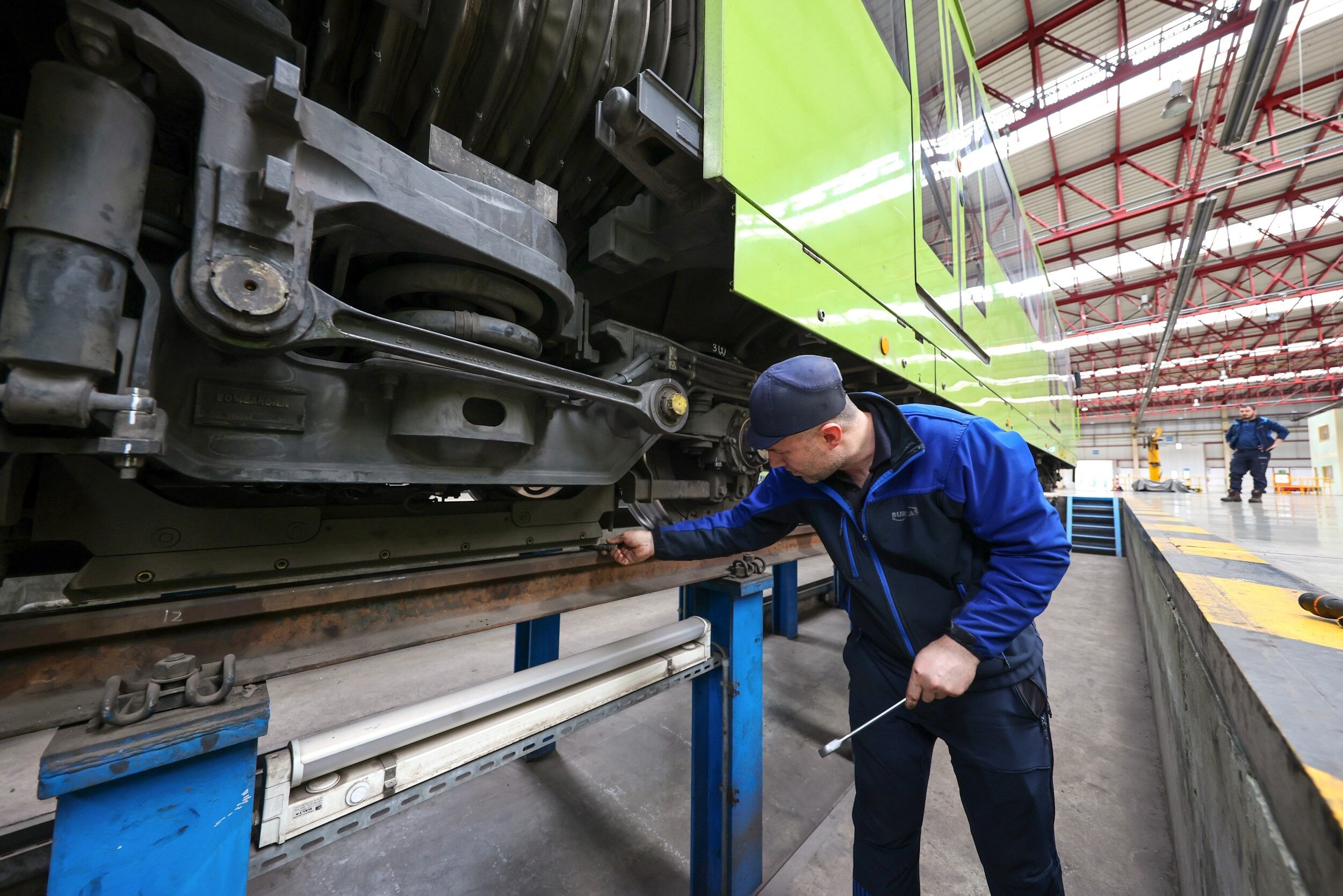 Bursa Metro Araçları Güvenlik Ve Konfor İçin Yenileniyor (1)