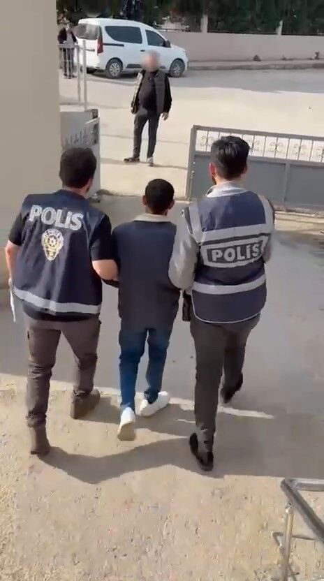 Bursa’da Aranan 4 Kişi Yakalandı! (2)