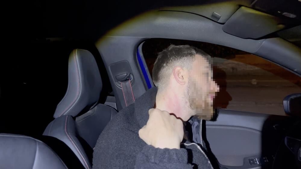 Bursa'da Dehşet Veren Anlar! Genç Kızlar Sürücüyü Darp Etti, Araca Zarar Verdi (2)