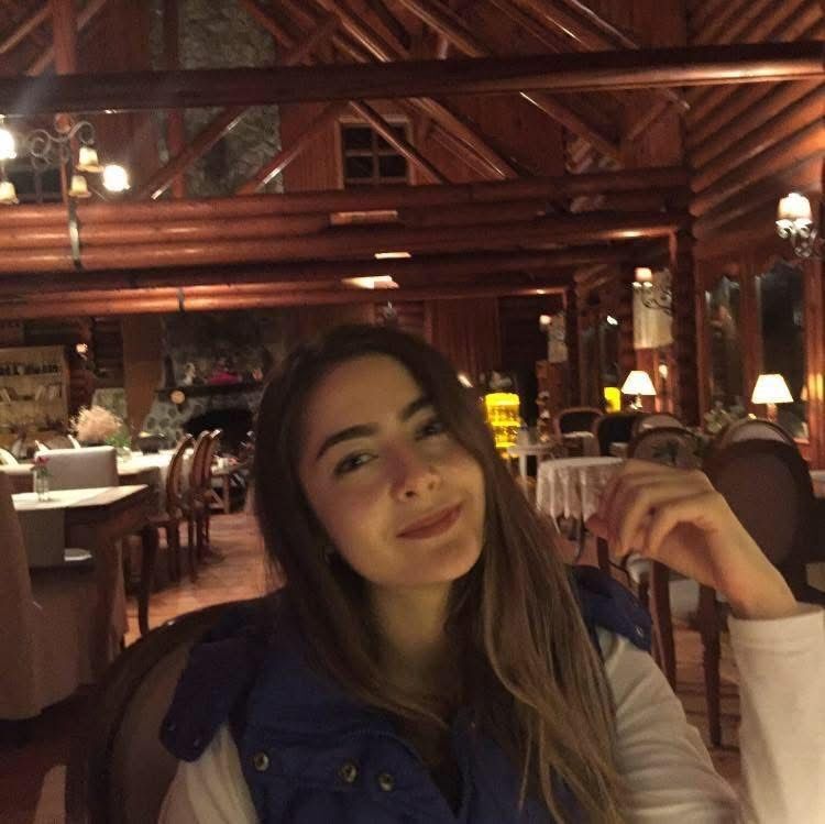 Bursa'da Depoya Kurşun Yağdı! Avukat Hayatını Kaybetti, Kız Kardeşi Yaralı (1)