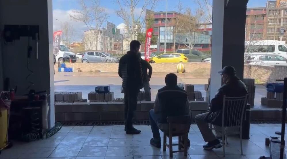 Bursa'da Dükkanın Önüne Duvar Ördü, Kiracısı Isyan Etti! (5)