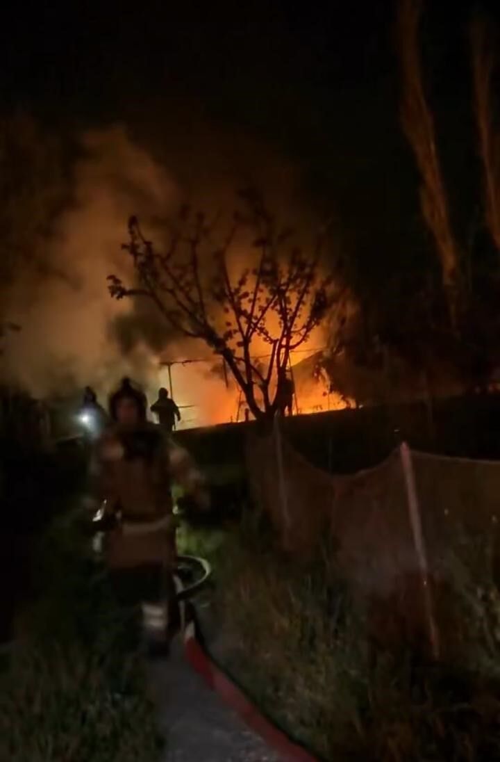 Bursa’da İş Yerinde Yangın Paniği-1