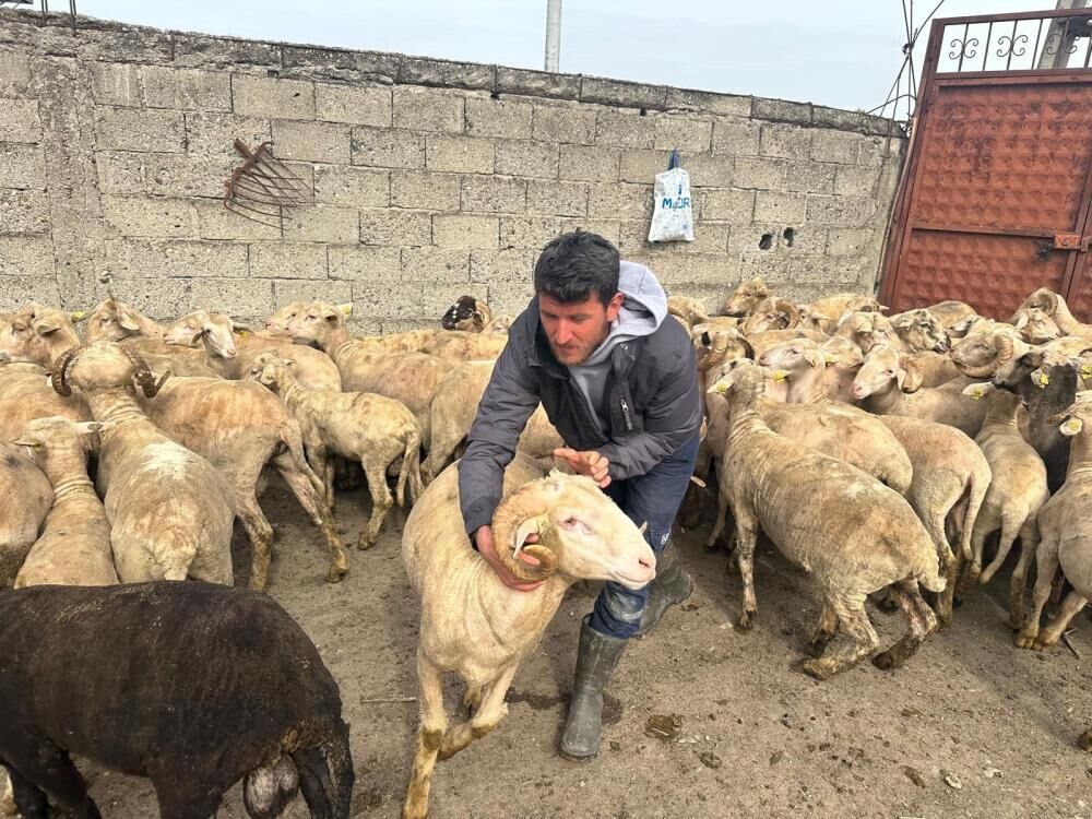 Bursa'da Kurban Bereketi Hayatını Değiştirdi! (3)