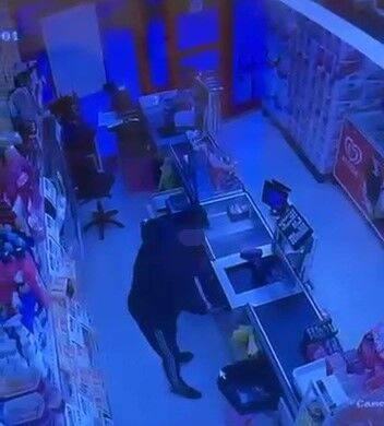 Bursa’da Marketi Soydu, Sırra Kadem Bastı! (1)