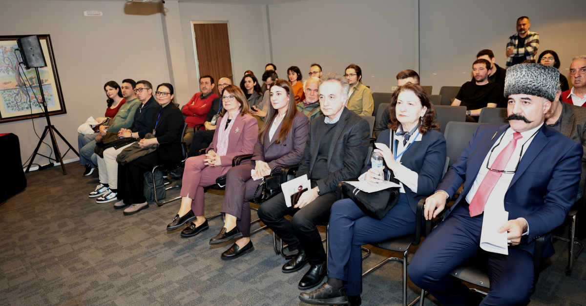 Bursa'da Tarihçilerden Nilüfer Hatun Ve Osmanlı Kadını Paneli (4)