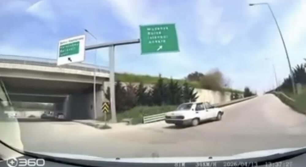 Bursa’da Ters Yönden Giren Sürücü Panik Yarattı! (1)