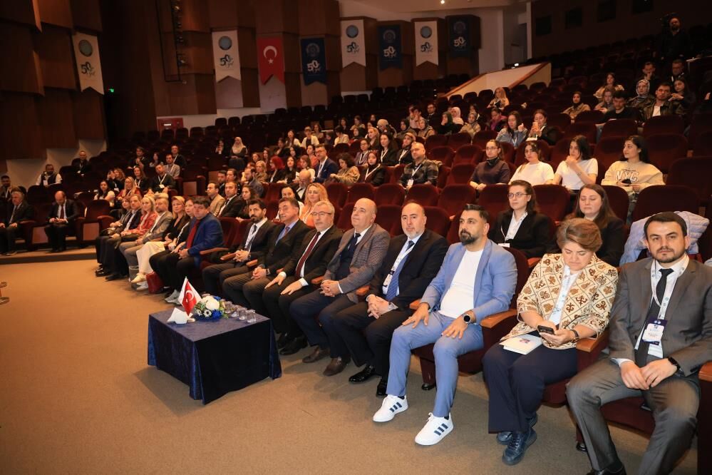 Buü’de Türkçenin Geleceği Masaya Yatırıldı! (2)