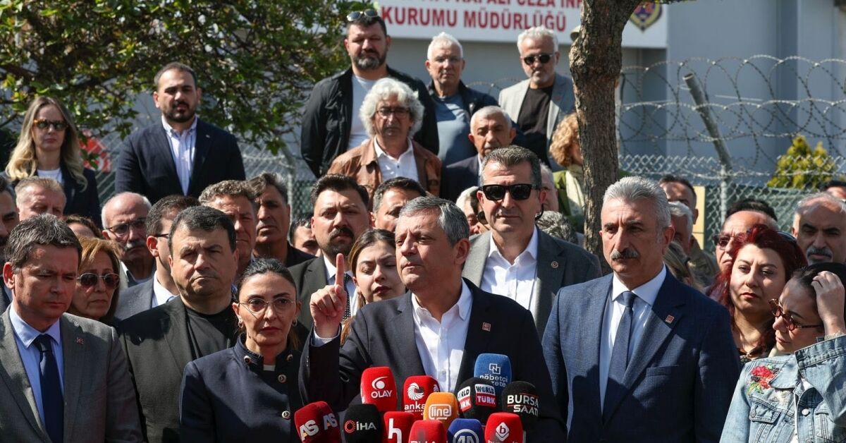 Chp Lideri Özel'den Bozbey’e Ziyaret (2)