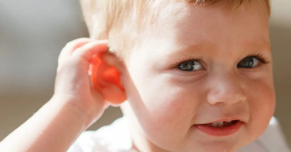 Çocuğunuz Sürekli Kulağını Çekiyorsa Dikkat! Bebeklerde Ve Çocuklarda Kulak Ağrısının Sebebi Ne Olabilir (3)
