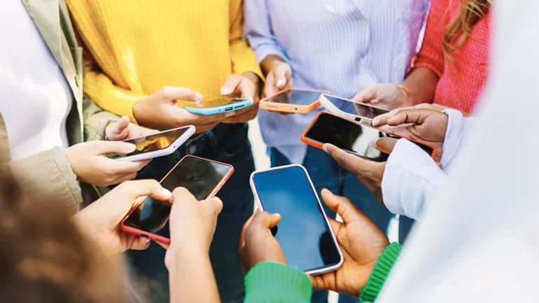 Çocuklar İçin Dijital Kısıtlama Dönemi Başladı! Sosyal Medya Yasası Neleri Değiştiriyor (2)