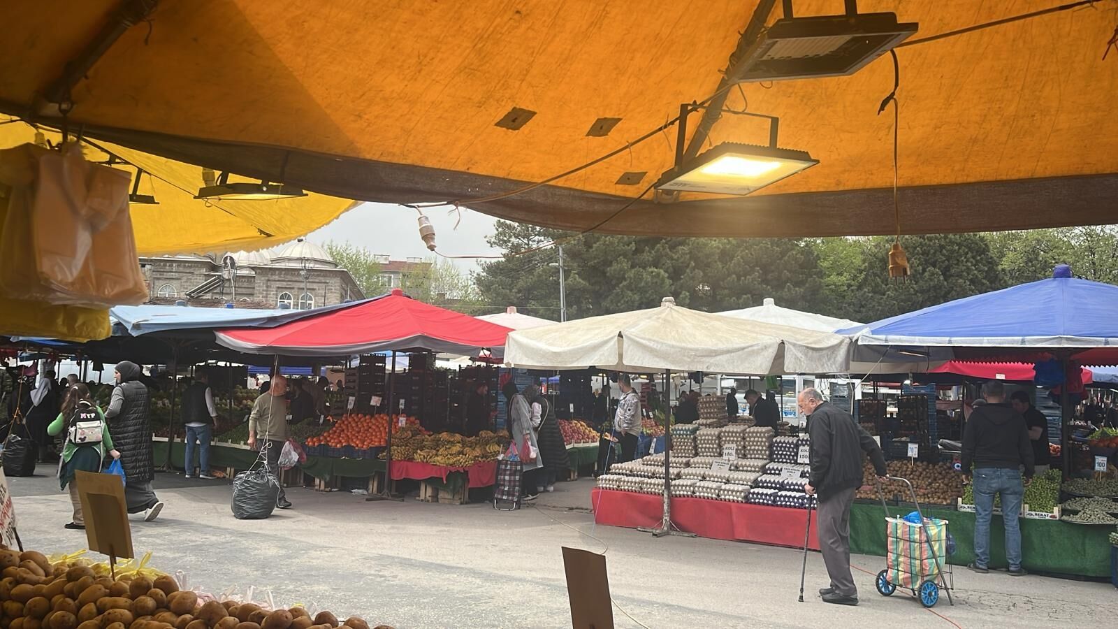 Eskiden Muz Lükstü Şimdi Domates! Bakın 1 Kg Domates Pazarda Ne Kadar (1)