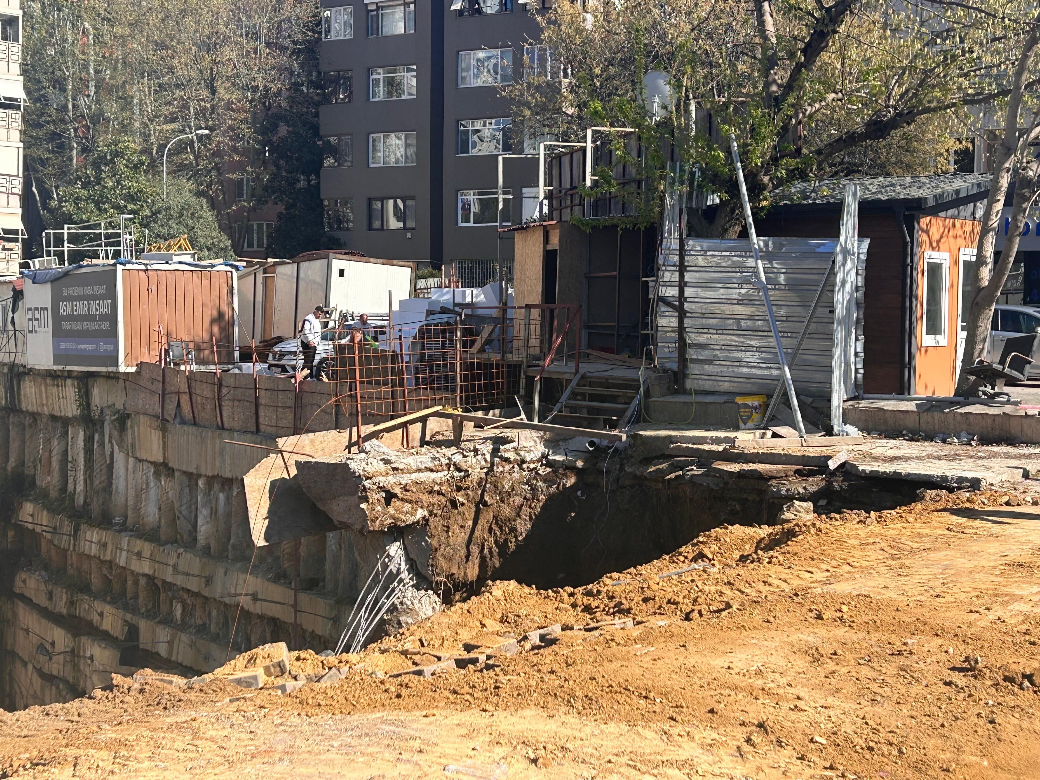 Fenerbahçe Chobani Stadyumu Yanında Korkutan Çökme (1)